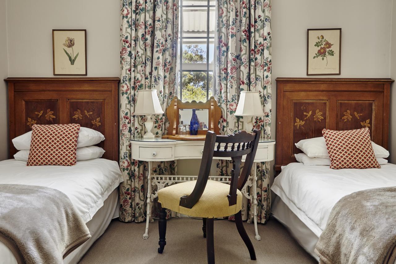 Lord Milner Hotel Matjiesfontein Extérieur photo