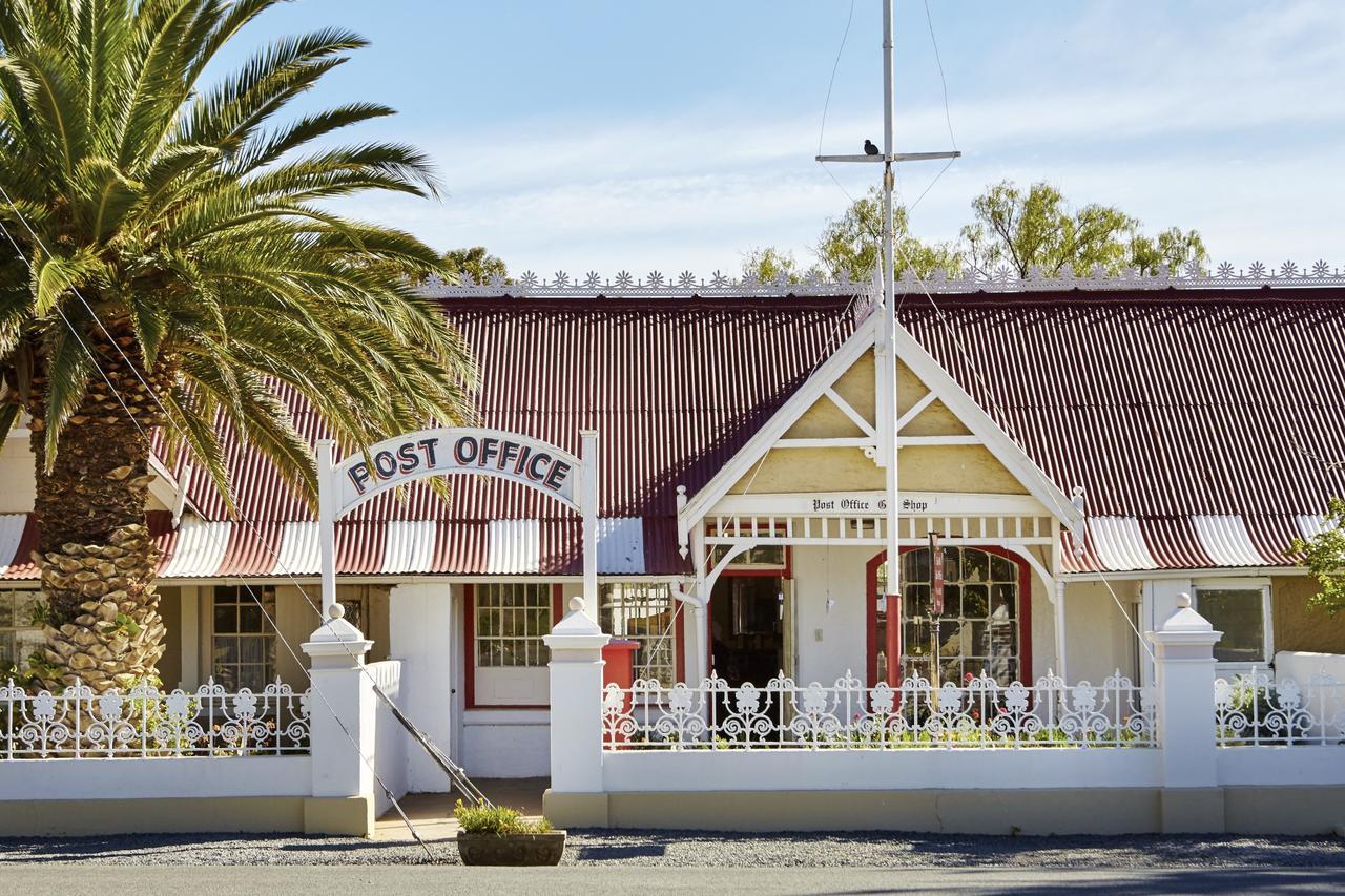 Lord Milner Hotel Matjiesfontein Extérieur photo