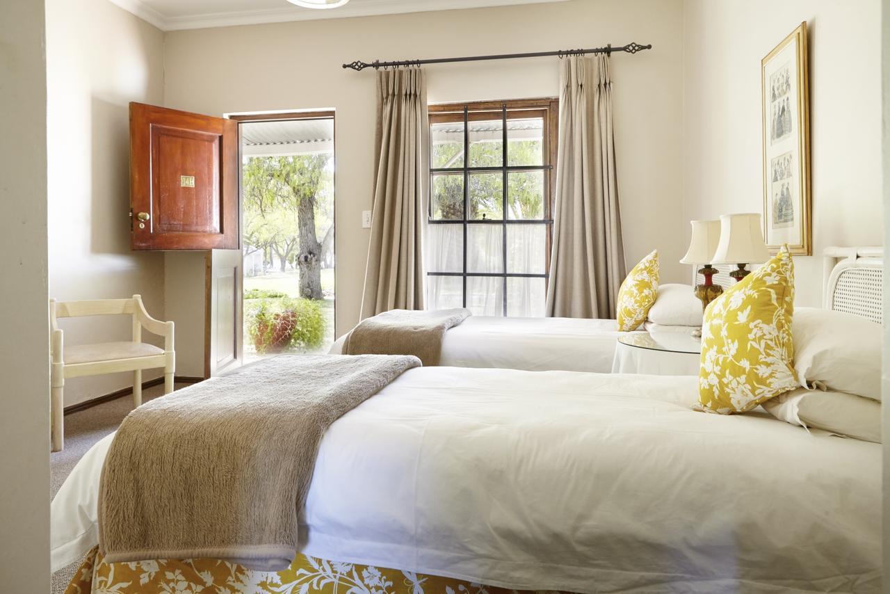 Lord Milner Hotel Matjiesfontein Extérieur photo