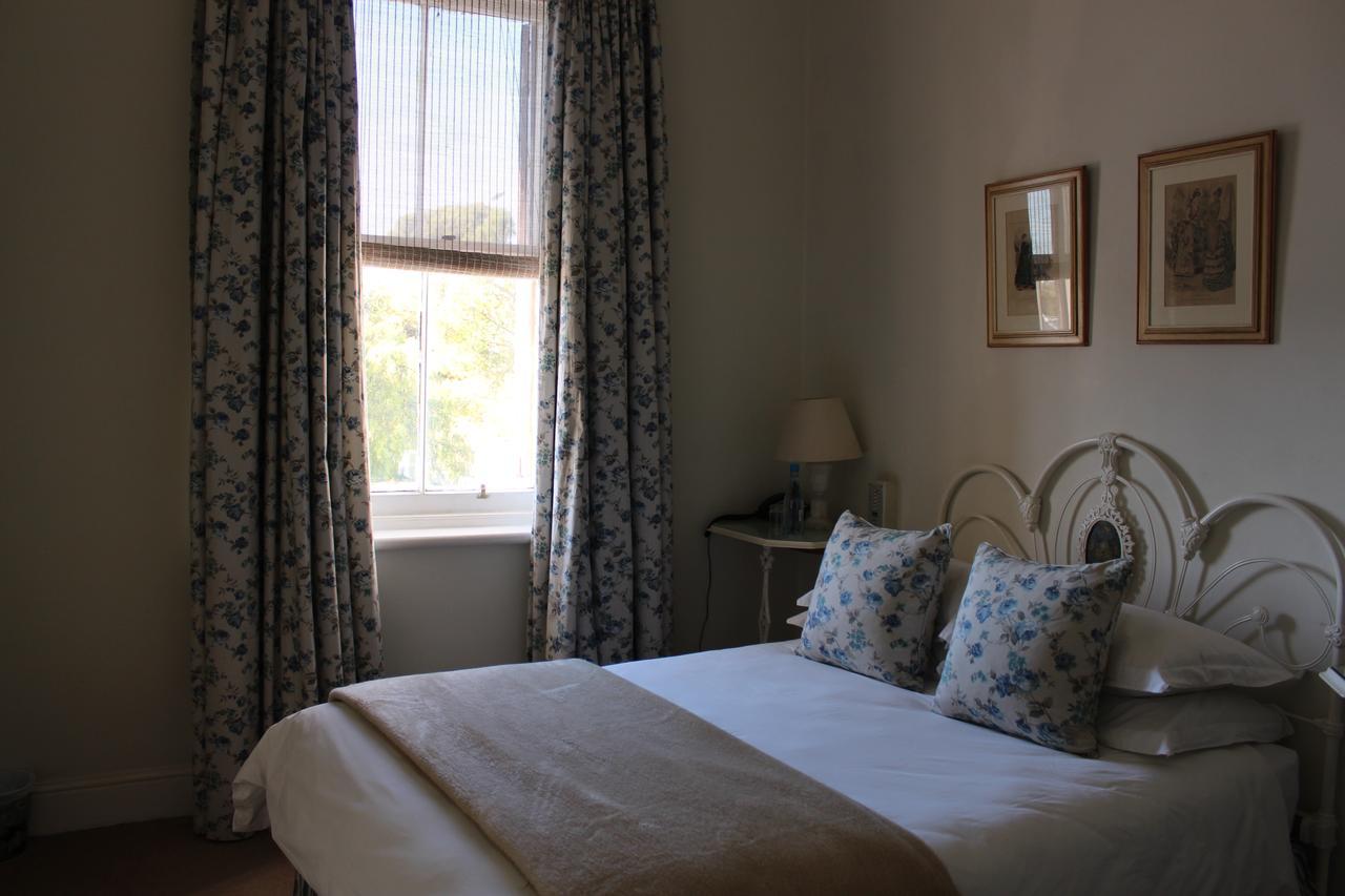 Lord Milner Hotel Matjiesfontein Extérieur photo